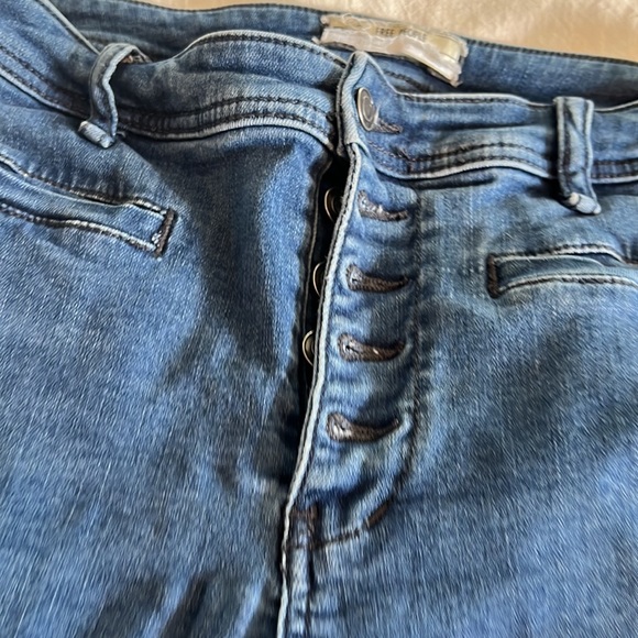 Free people flare jeans with buttons up the front - Picture 2 of 2